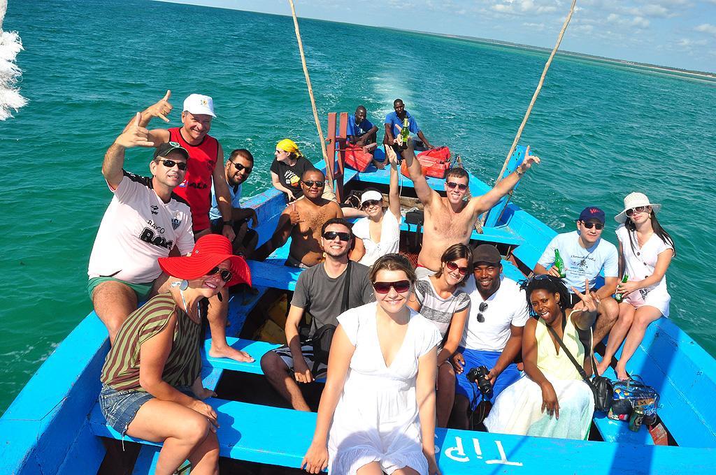 Dolphin Dhow Beach Safaris Vilanculos Exterior photo