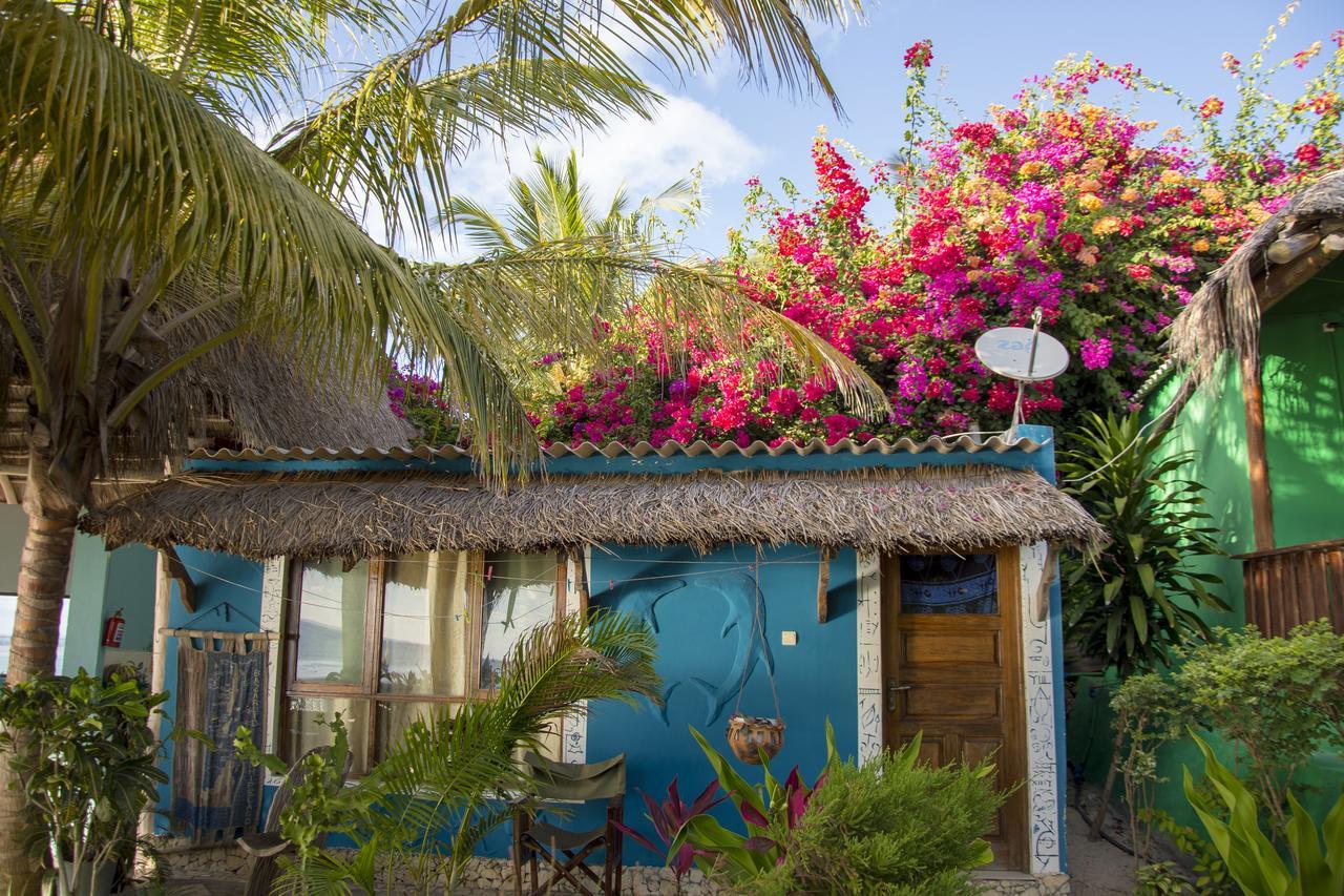 Dolphin Dhow Beach Safaris Vilanculos Exterior photo